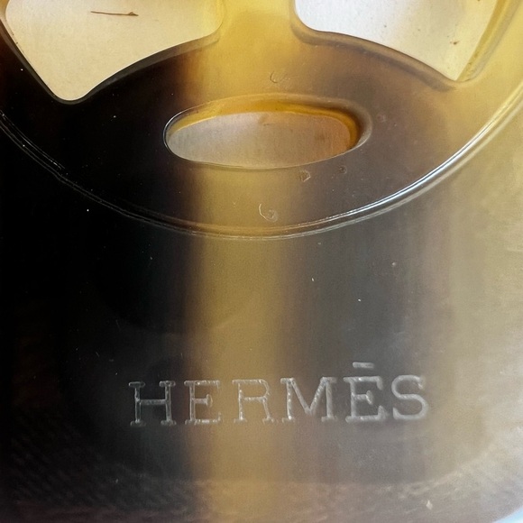 Reversible Hermes Lift Buffalo Horn Necklace - Picture 4 of 7